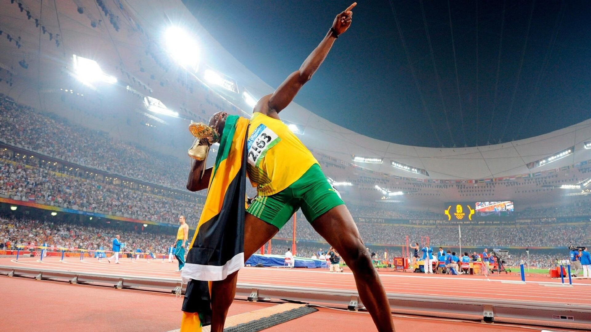 乔纳·隆戈:从世界杯舞台到全球橄榄球的巨星,乔纳坦 个人资料生日