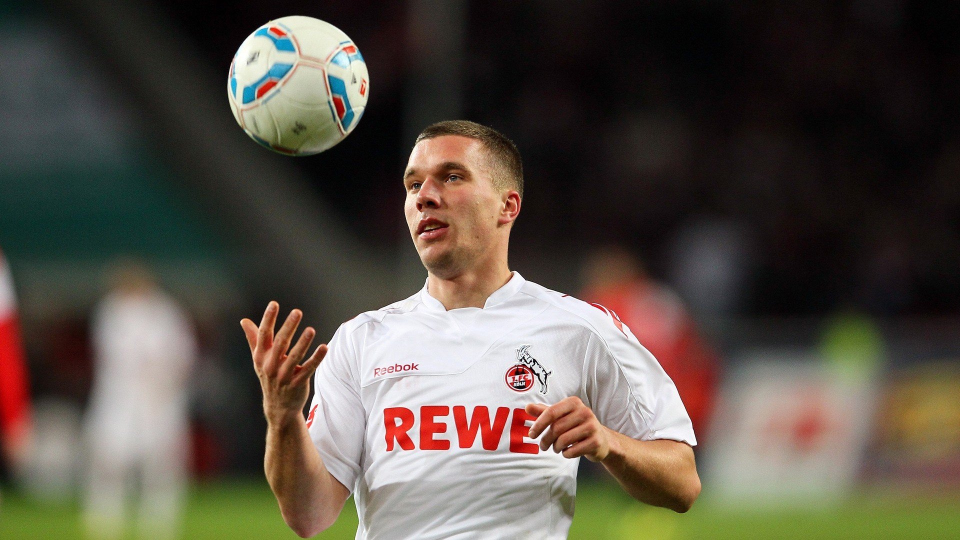 《冠军奥运篇》聚焦武桐桐逆境突破，武桐桐个人简介